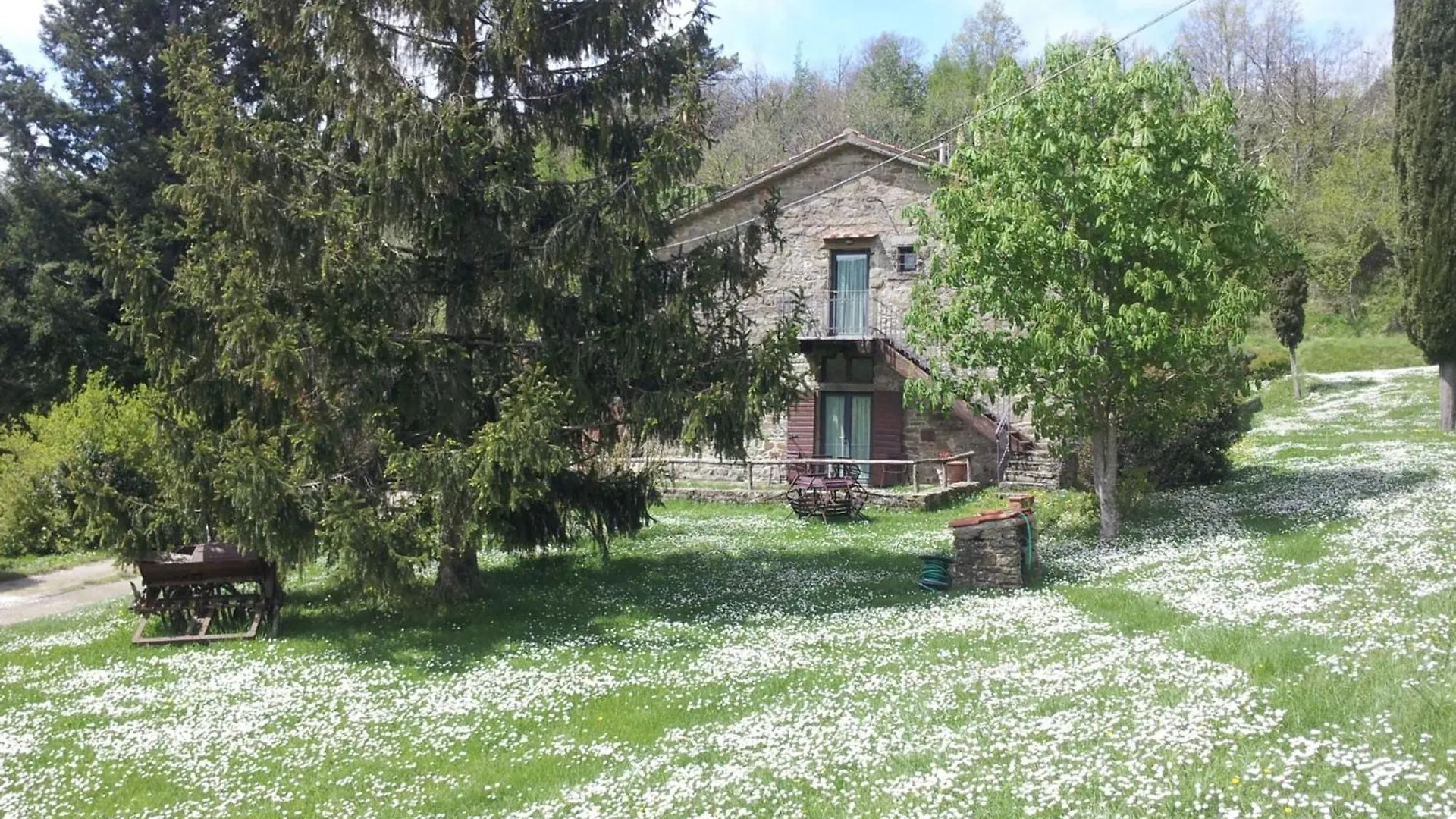 Exclusive Apartment With Fireplace La Lama 0*,  Italië